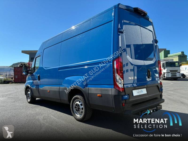 Furgoneta Iveco 35S21