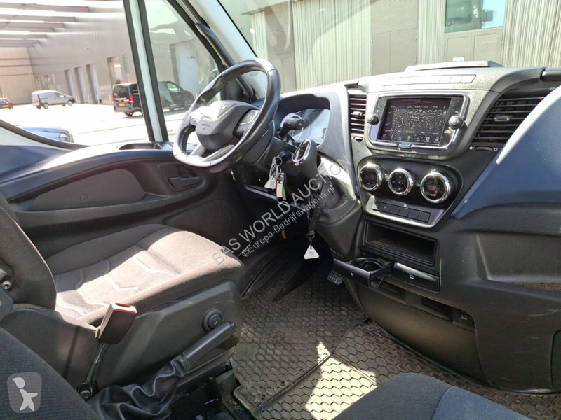 Furgoneta Iveco 3.0D 352L DC 6P. H2 AUT/ECC
