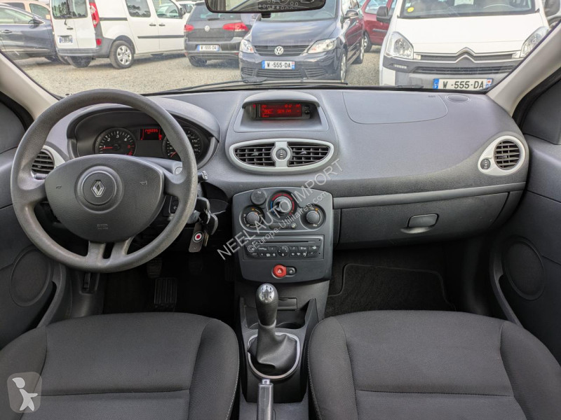 Коммерческий автомобиль Renault