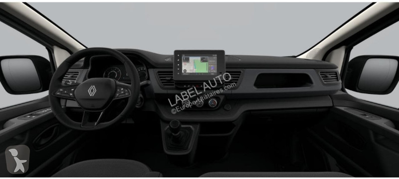 Коммерческий автомобиль Renault 2.0