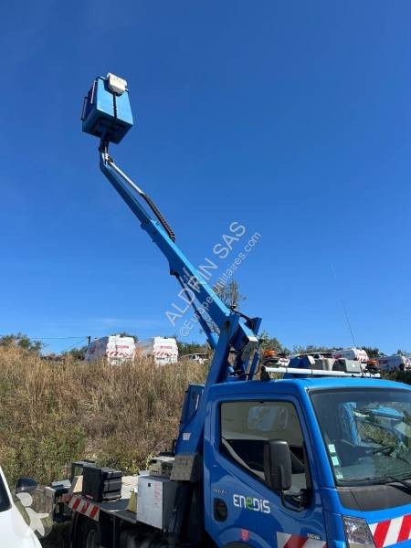 Furgoneta Renault 130.35