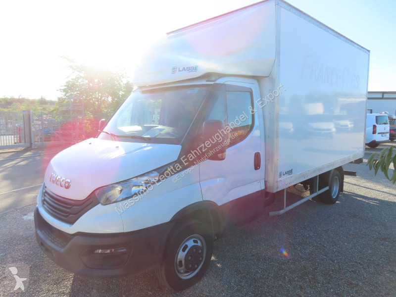 Furgoneta Iveco 35C16 3,0  Seitl Tür FZ.102