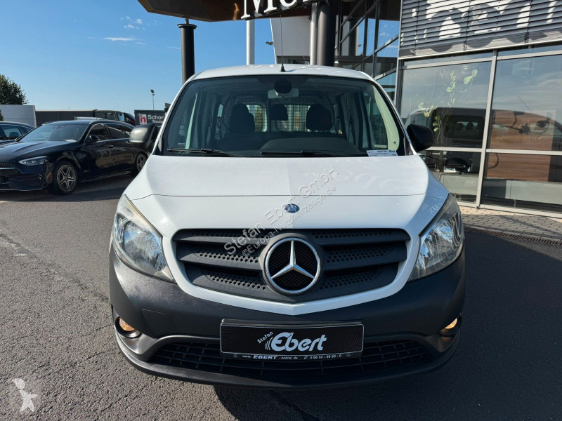 Коммерческий автомобиль Mercedes 109 CDI Mixto...