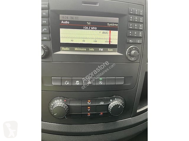 Veículo utilitário Mercedes VITO