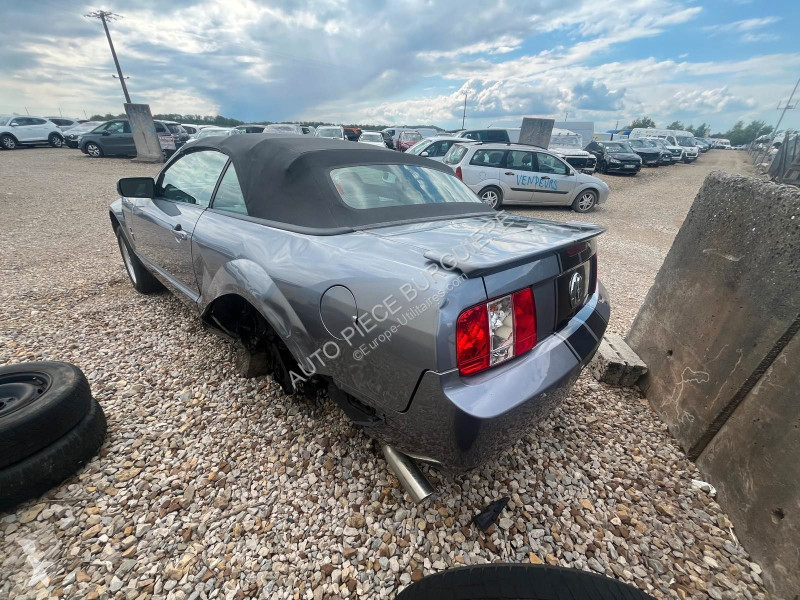 Коммерческий автомобиль Ford 4.0 V6 214...