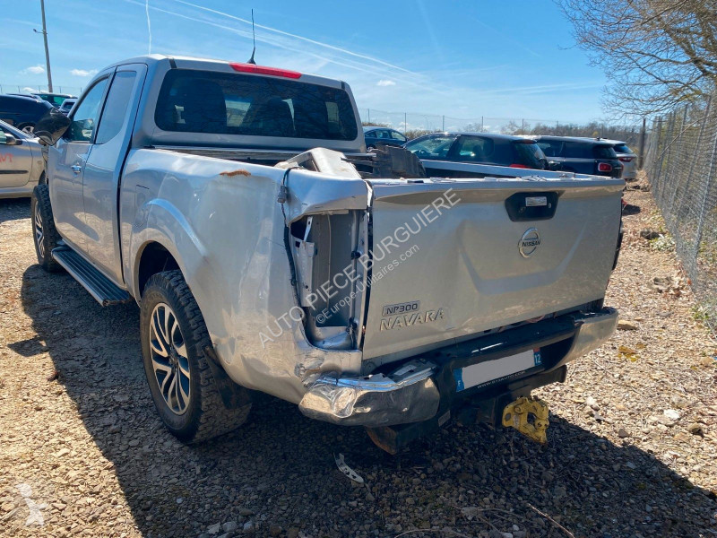 Коммерческий автомобиль Nissan NP 300 2.3 DCi...