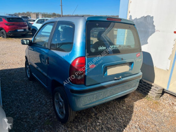Городской автомобиль Microcar