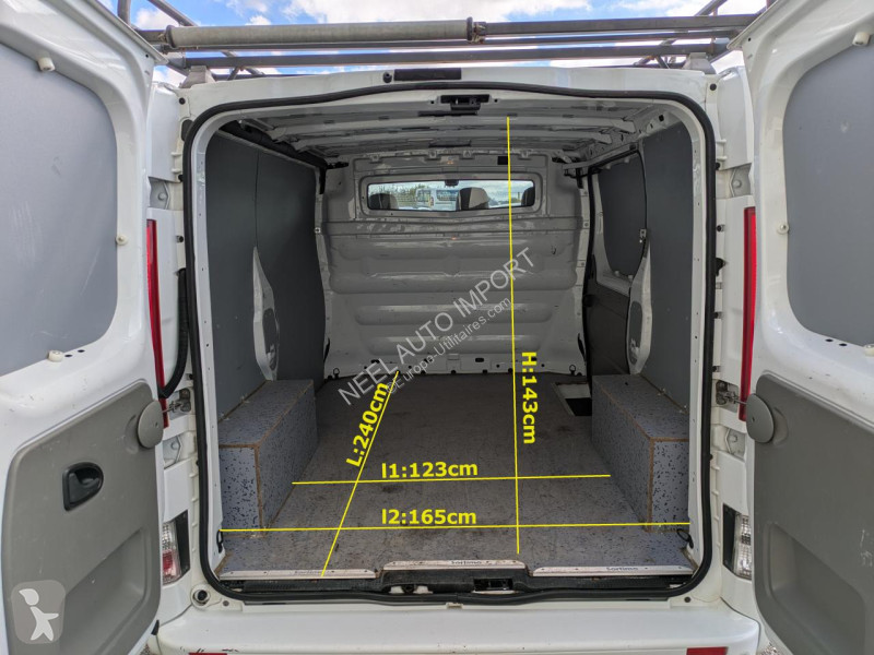Коммерческий автомобиль Opel REMORQUE CARGO VAN