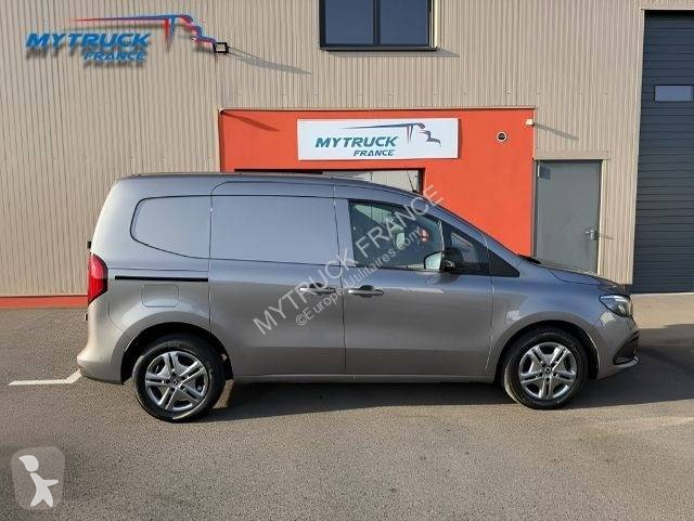 Mercedes 112 CDI van