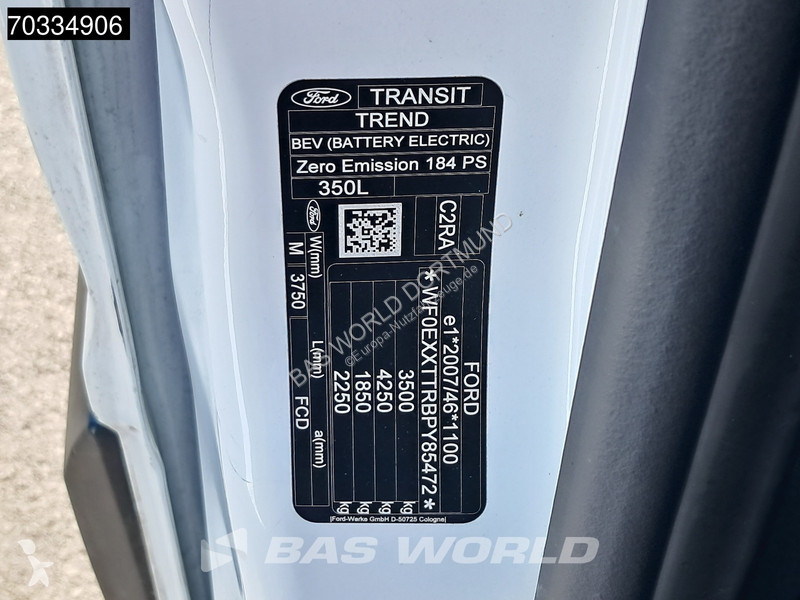 Užitkové vozidlo Ford Elektro 68kWh 317km WLTP...