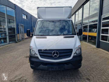 Caja cerrada Mercedes