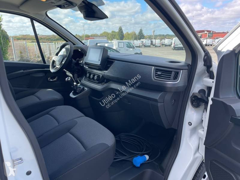 Furgoneta Renault L2H1 DCI 150