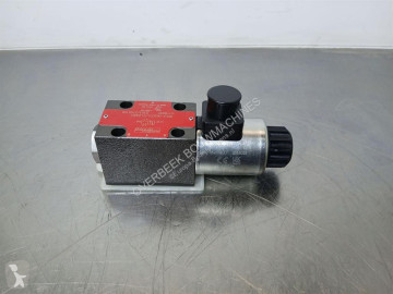 Yanmar SV120-5003700002/5999991536-NG 4/2 Valve 12V