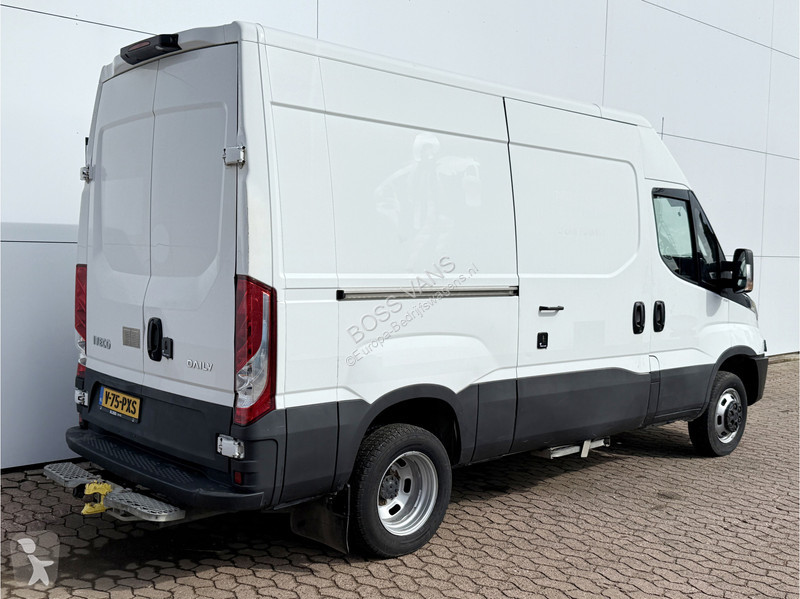 Iveco 35C14 2.3 L2H2 Dubbellucht Airco Cruise...