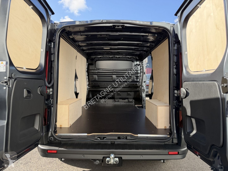 Furgoneta Renault TRAFIC III FG L2H1 3T 2.0...