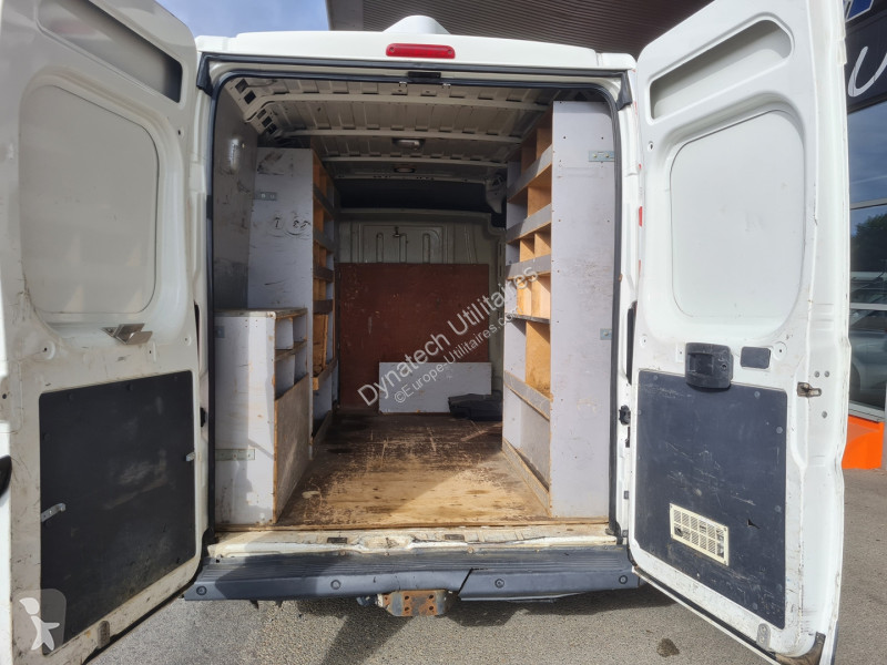 Furgoneta Citroën JUMPER FG 35 L2H2 2.0 BLUEHDI...
