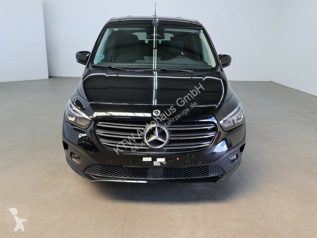 Furgoneta Mercedes T 180...