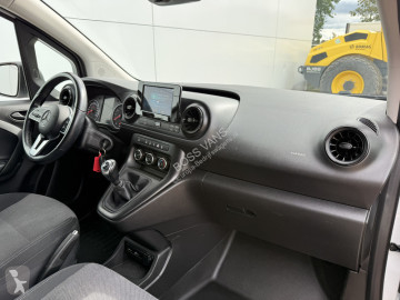 Mercedes Citan Pro 1.3 102PK **Benzine** L1 LED Airco Cruise control 1500kg Trekhaak Camera Carplay