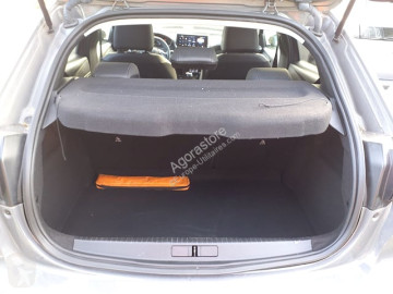 Peugeot 208 208