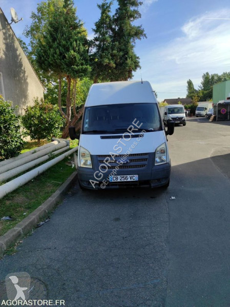 Veículo utilitário Ford TRANSIT
