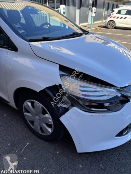 Veículo utilitário Renault CLIO