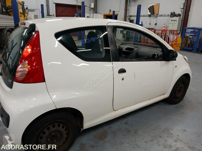 Veículo utilitário Peugeot 107