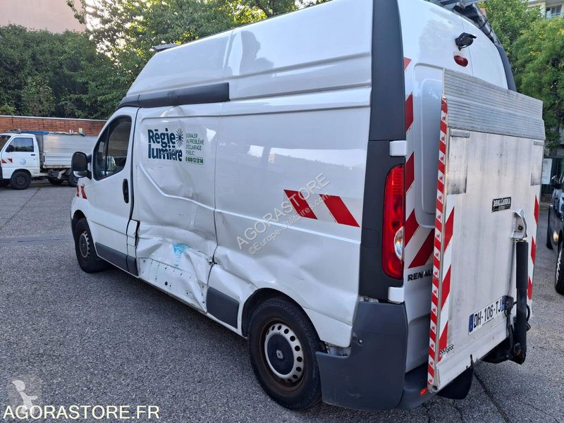 Veículo utilitário Renault TRAFIC