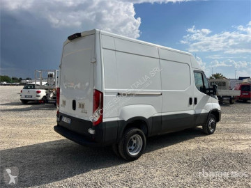 Furgão comercial Iveco