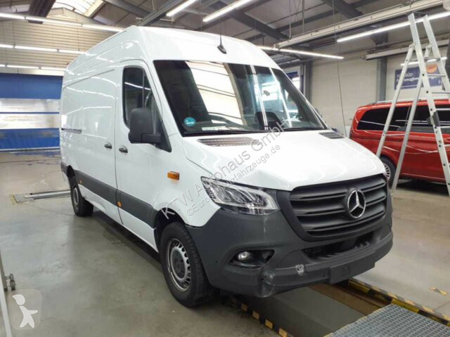 Veículo utilitário Mercedes Sprinter 317...