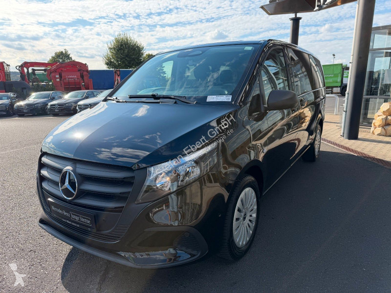 Furgoneta Mercedes Vito  9G Tourer AHK2,5to Navi
