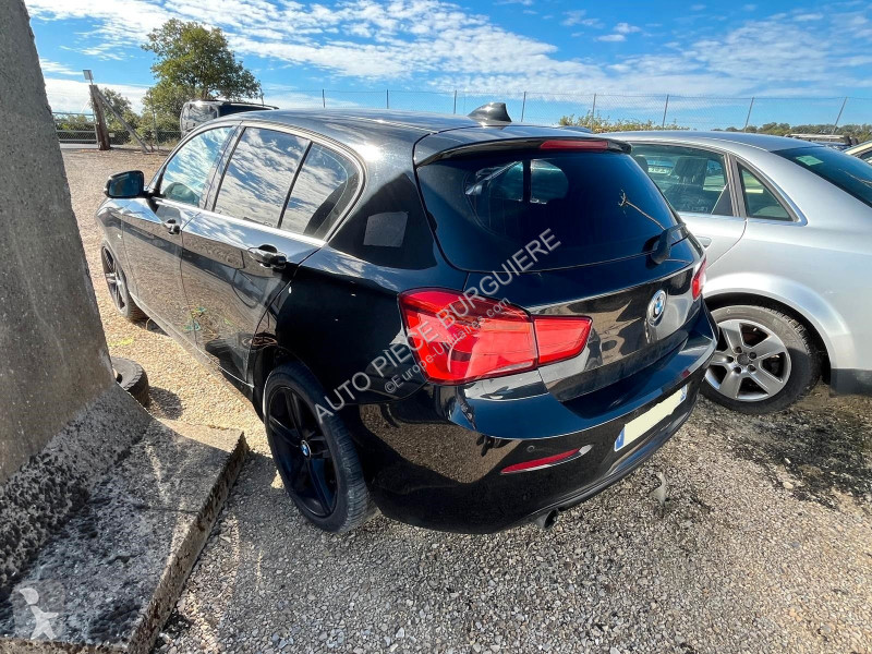 Veículo utilitário BMW 116i 1.5 109 Sport / EQ338