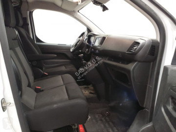Caja cerrada Opel