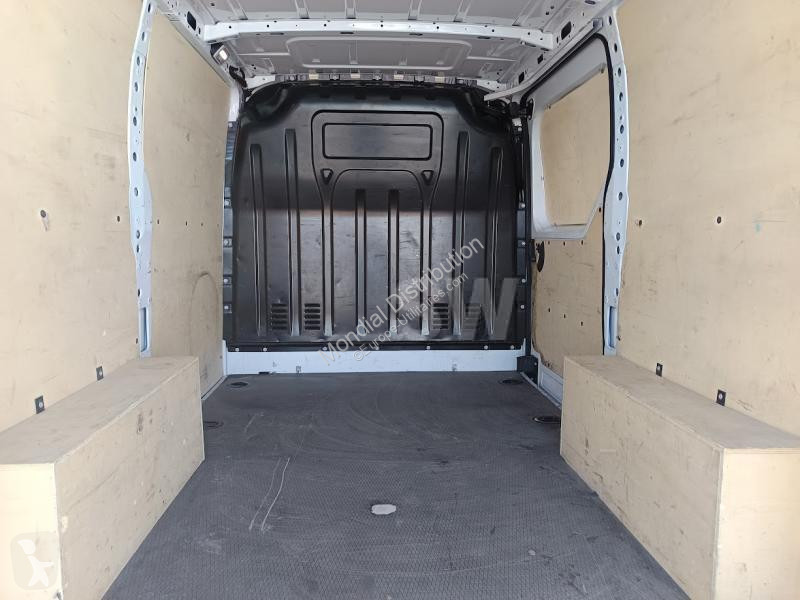 Veículo utilitário Renault L1H1 DCI 135 grand...