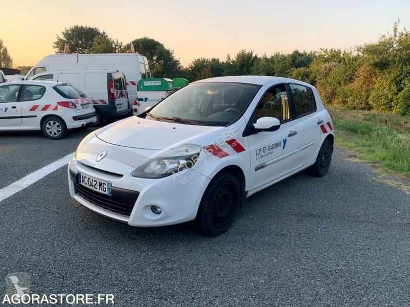 Véhicule utilitaire Renault CLIO