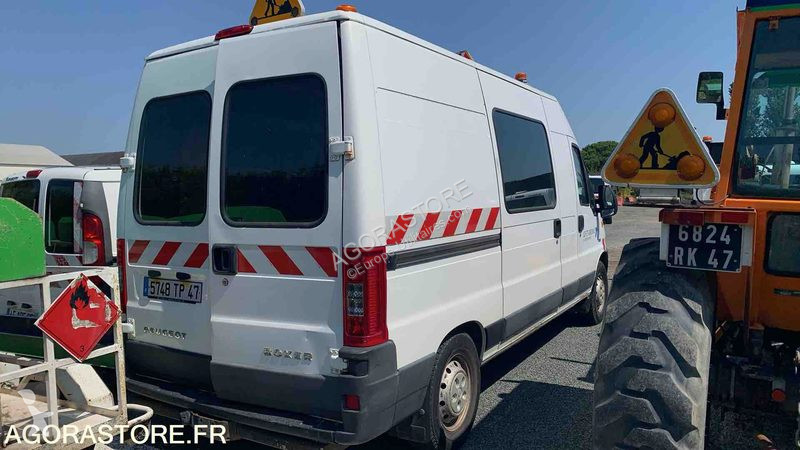Véhicule utilitaire Peugeot BOXER