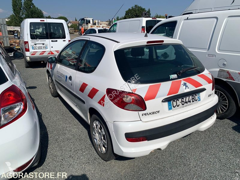 Véhicule utilitaire Peugeot 206
