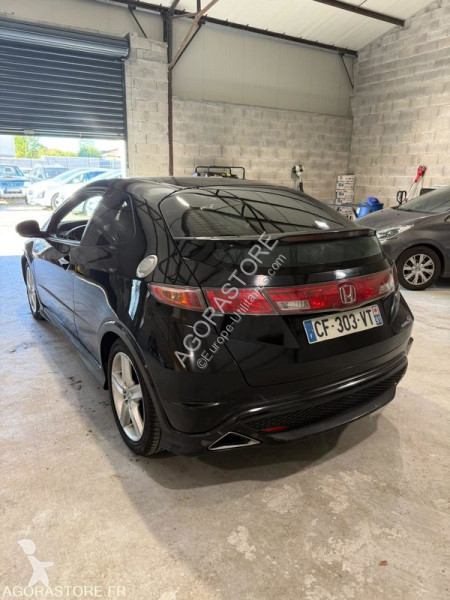 Véhicule utilitaire Honda CIVIC
