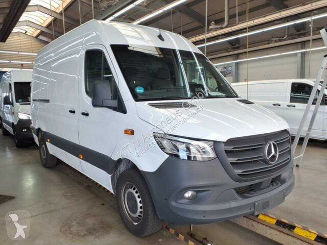 Autoutilitară Mercedes Sprinter 317...