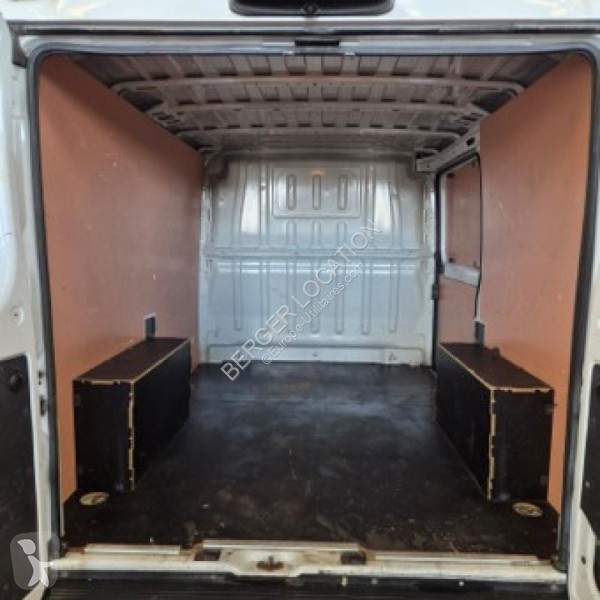 Véhicule utilitaire Peugeot  Boxer