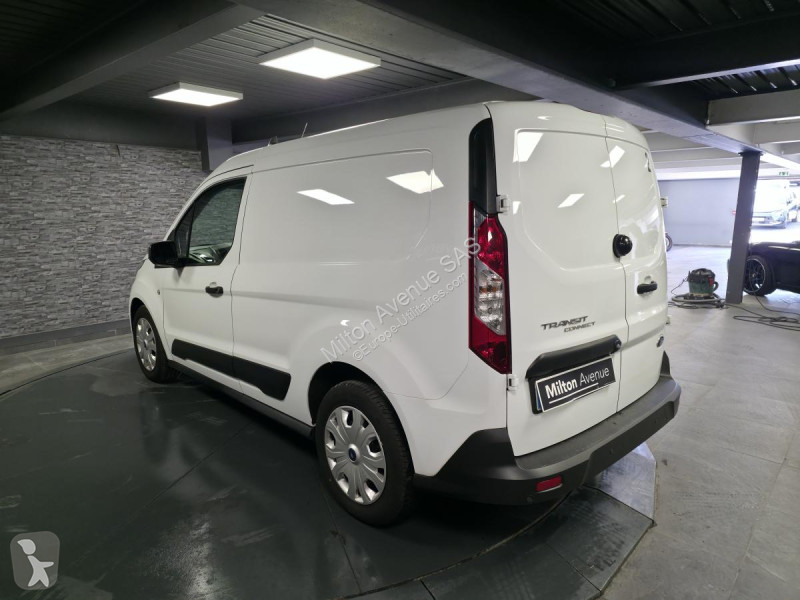 Véhicule utilitaire Ford