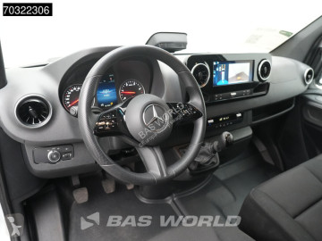 Furgão comercial Mercedes