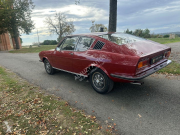 Voiture coupé Audi