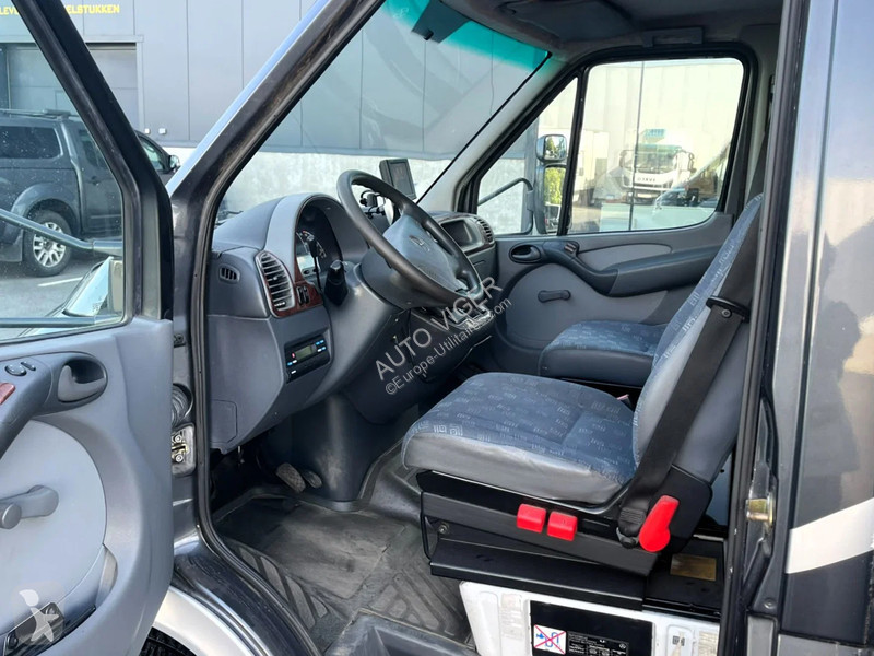 Veículo utilitário Mercedes 416