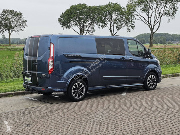 Fourgon utilitaire Ford