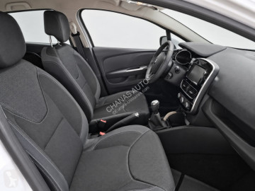 Voiture berline Renault