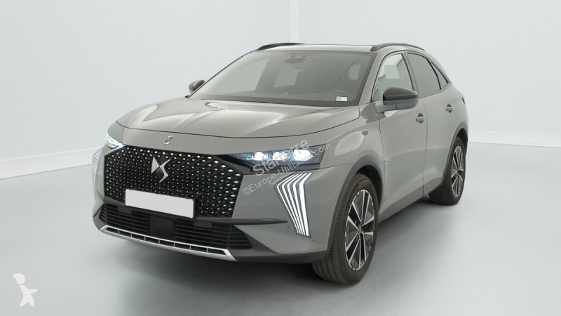 Véhicule utilitaire DS
