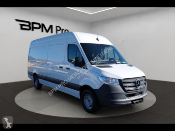 Fourgon utilitaire Mercedes