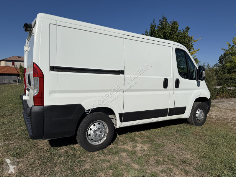 Véhicule utilitaire Peugeot L1H1 2.2 BLUEHDI...