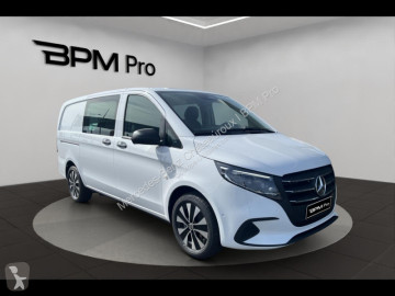 Fourgon long Mercedes