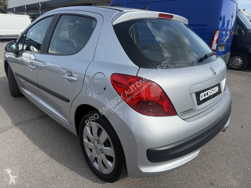 Véhicule utilitaire Peugeot 1.6 VTI 16V PREMIUM...